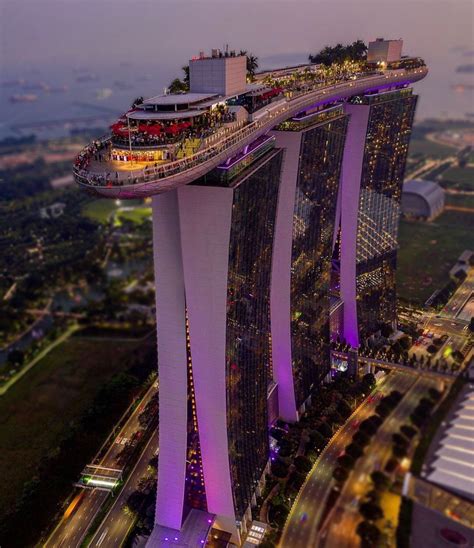 cheap hotels in singapore near marina bay